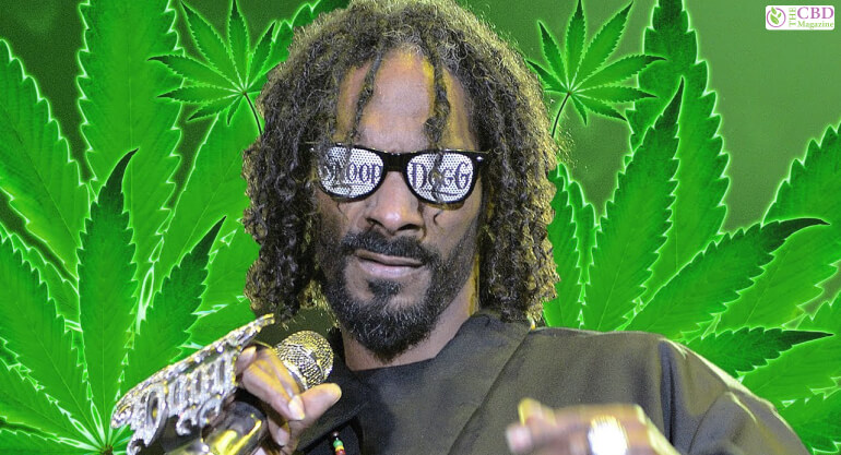 how much does snoop dogg smoke